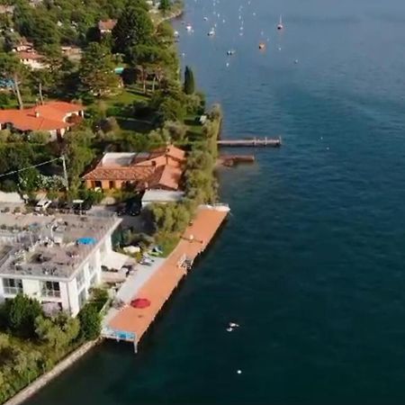 Direttamente Al Lago Apartments Marone Eksteriør bilde