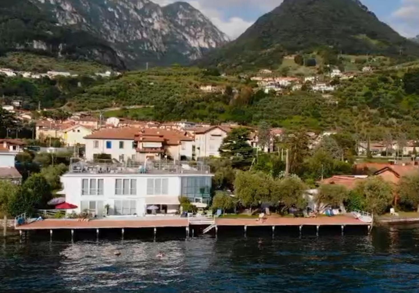 Direttamente Al Lago Apartments Marone Eksteriør bilde